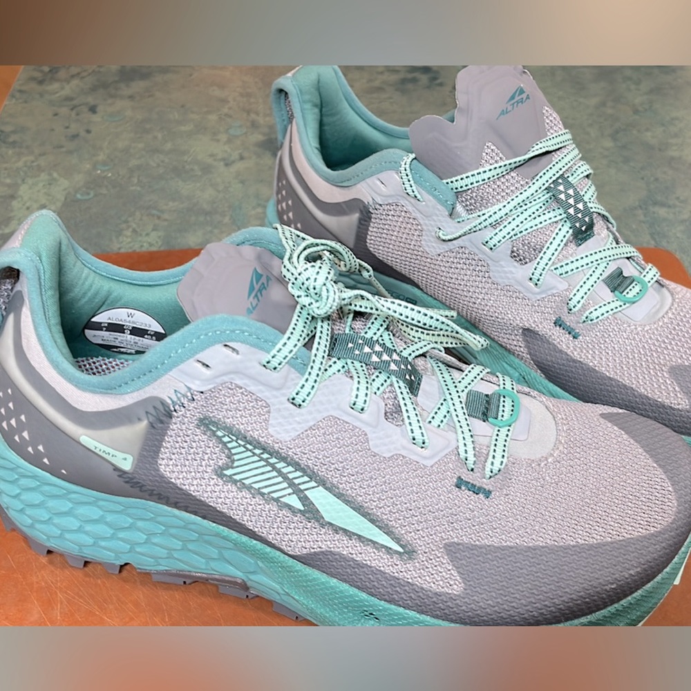 Women’s - Size 9 - Altra Timp 4